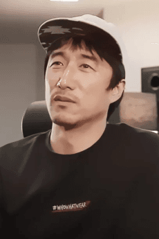 Yeong-Jae Pyo