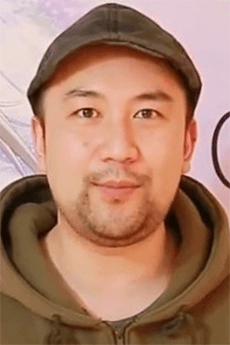 Hyeon Lee